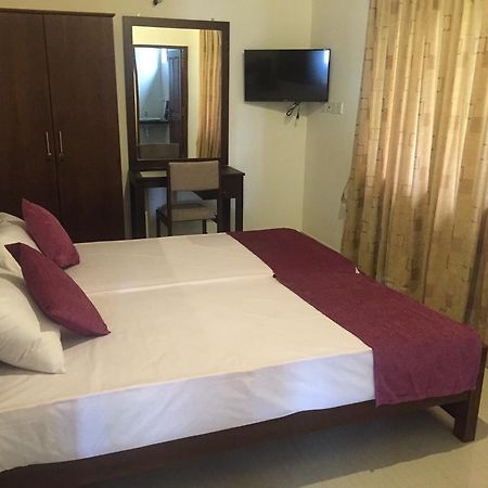 Hasara Villa One Polgasowita 外观 照片