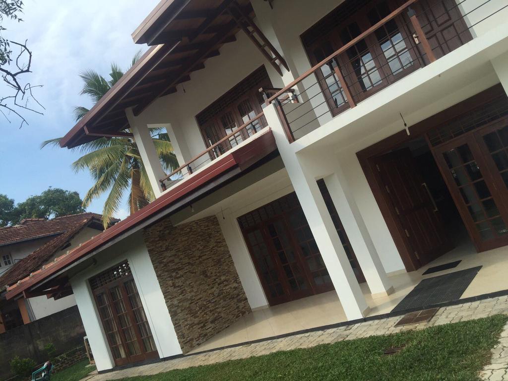 Hasara Villa One Polgasowita 外观 照片